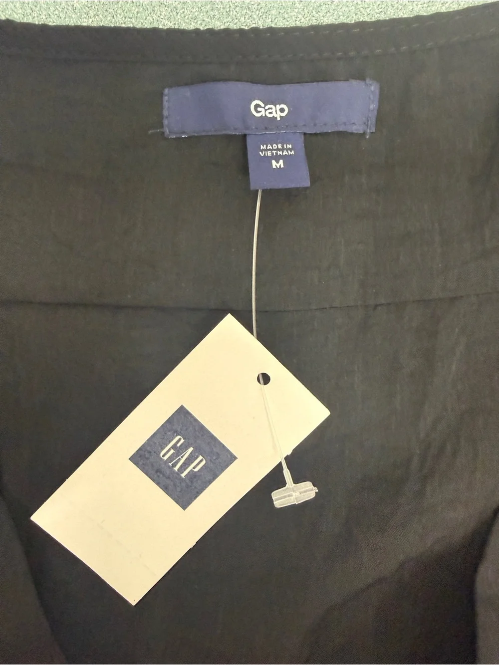 Gap Sleeveless V-Neck Tie-Front Top Blouse Women’s Medium Black New!